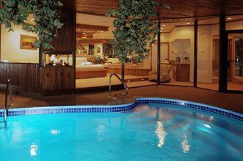 Sybaris Pool Suites Mequon Brown Deer Exteriér fotografie